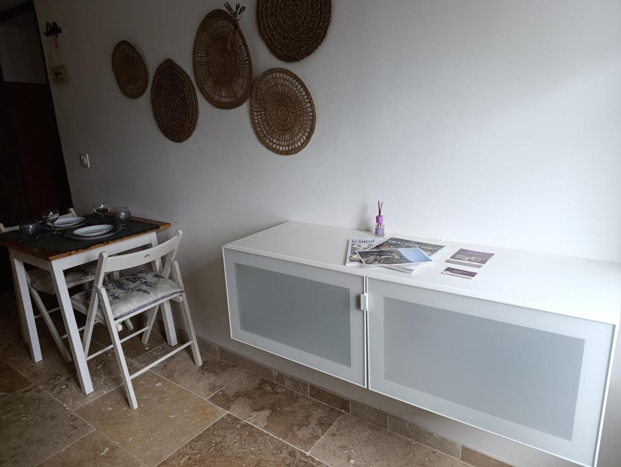 Logement Le Gabian Ampus Luaran gambar